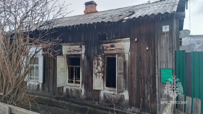 В Ольхонском районе мужчина погиб из-за курения в постели